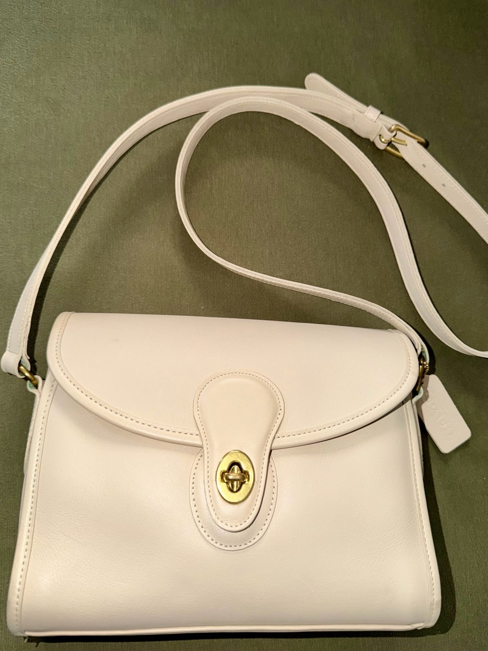 Vintage Coach Devon Bag Style 9908 in Bone
